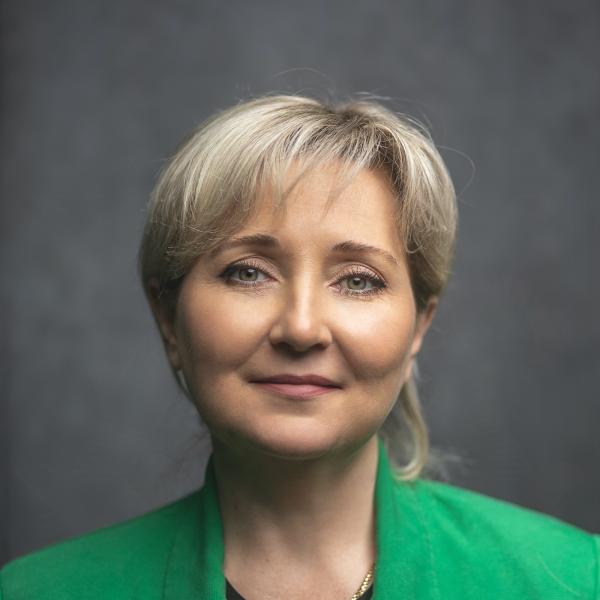 Елена Ковалева