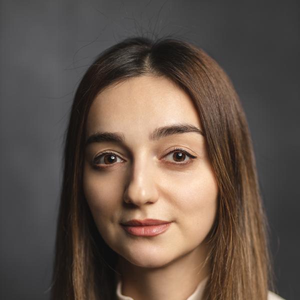 Зара Балахова